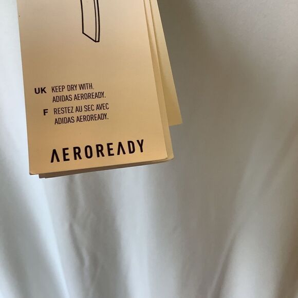 NWT ❤️🔥 Adidas AeroReady Training Essentials Tee Shirt 👚 - Picture 6 of 6